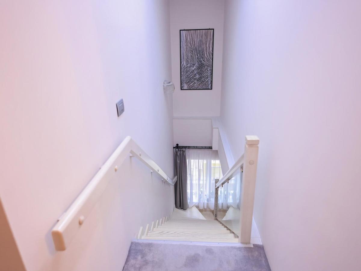 Ase Premium House Villa Suceava Bagian luar foto